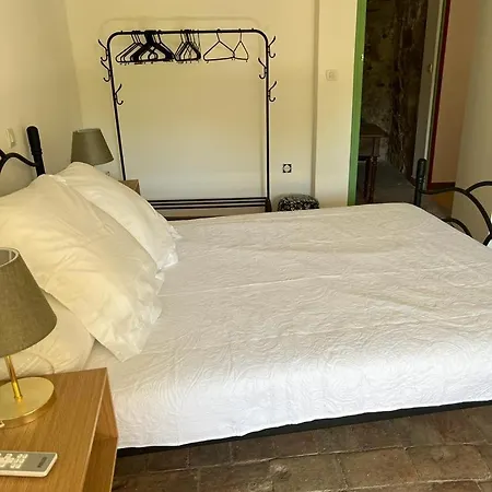 Mas Clementine Apartment